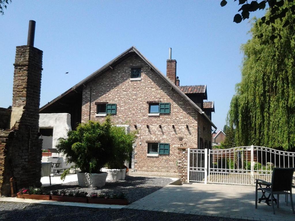 B&B De Dubbelmolen Tongeren Exterior foto